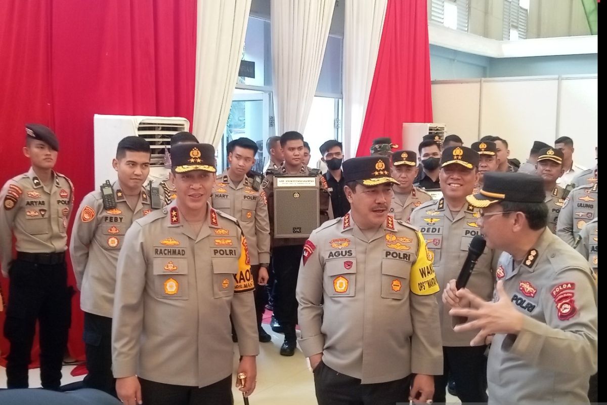 Polisi Gelar Baksos Dan Bakkes Dihadiri Ribuan Warga Palembang Antara