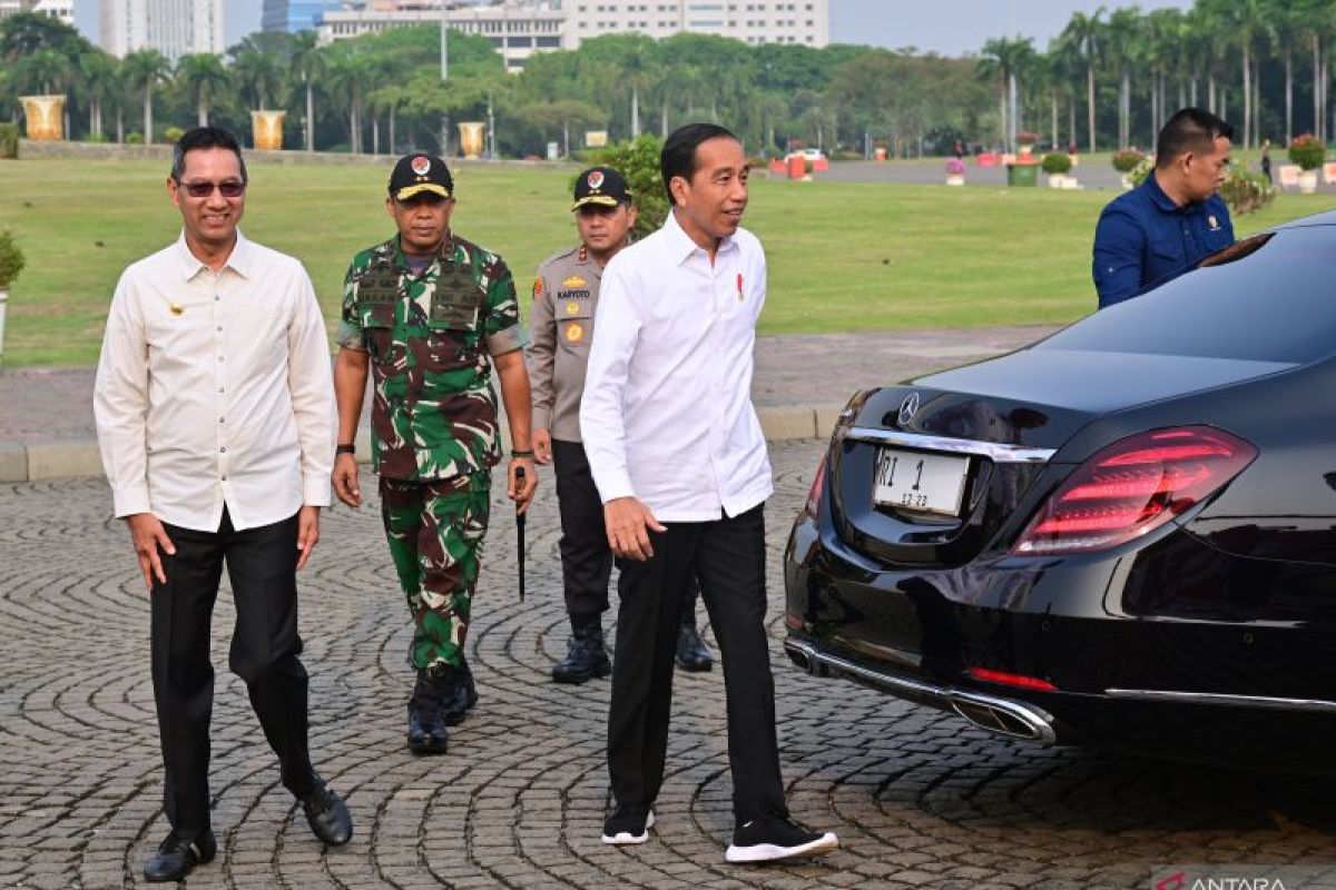 Presiden Joko Widodo bertolak ke Purwakarta resmikan PLTS Terapung Cirata