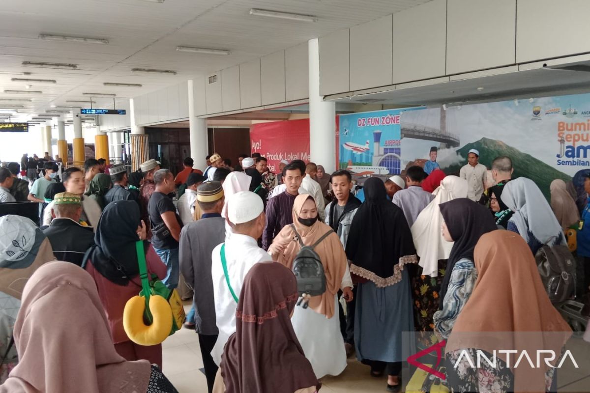 Agen travel umroh Jambi tuntut pengembalian dana dari pemilik MSI Tour Pusat