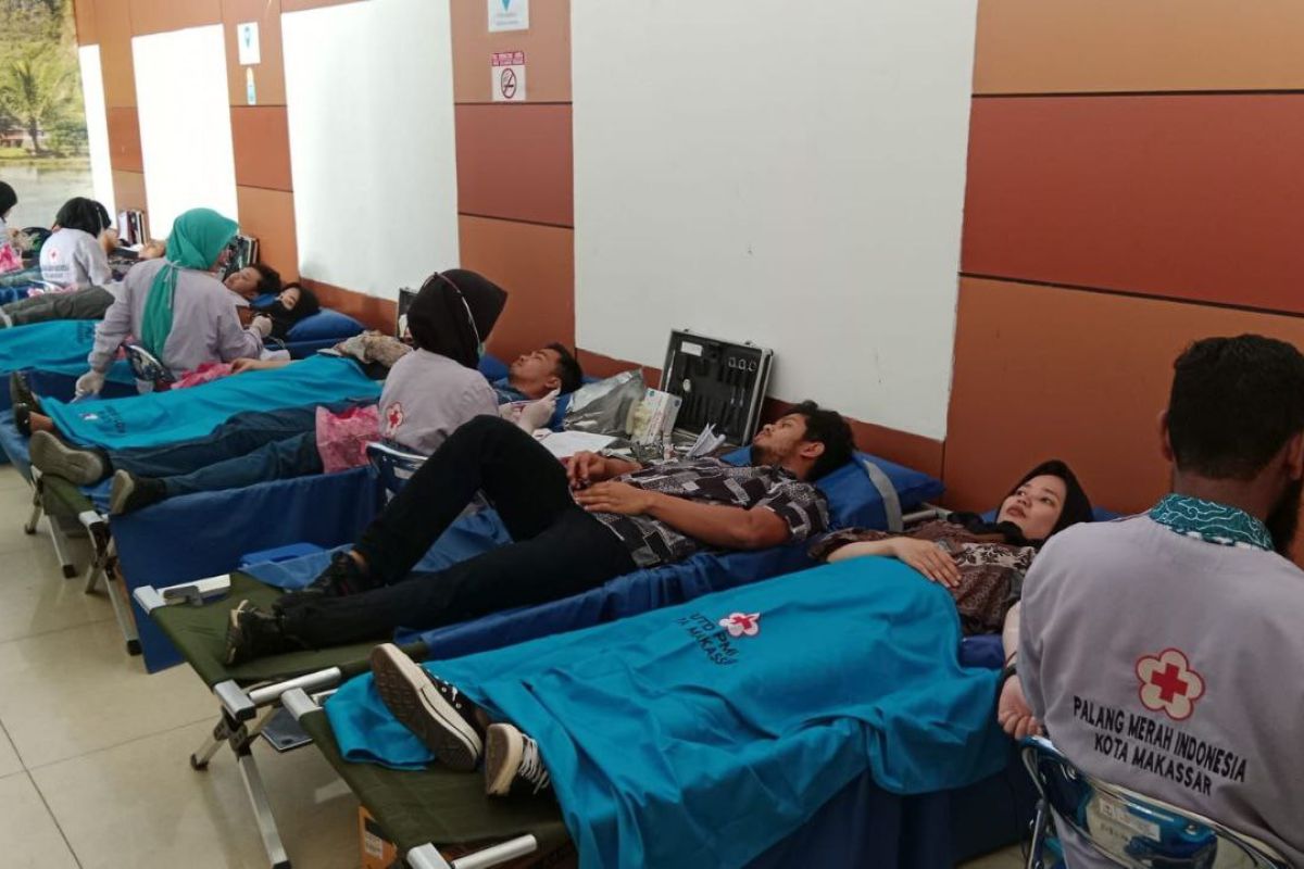 PT AP I kobarkan semangat kepahlawanan dengan menggelar donor darah