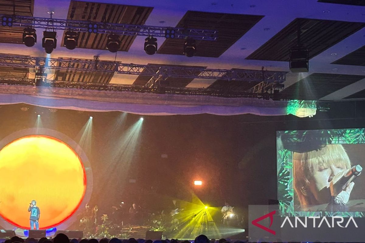 Yesung tutup konser solo di Jakarta dengan lagu "I am"