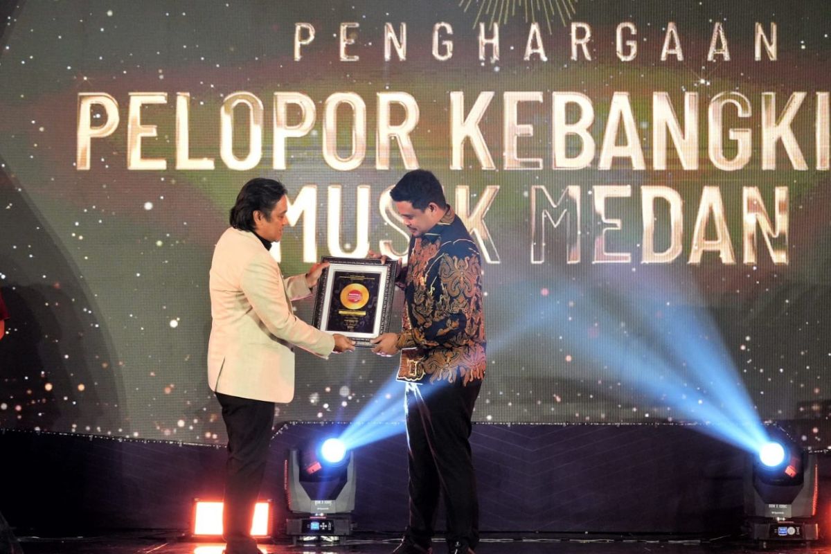 Peduli musisi, Bobby Nasution terima Pelopor Kebangkitan Musik Medan