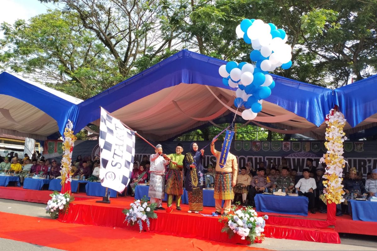 Pawai Taaruf sambut MTQ XLI di Kota Rengat