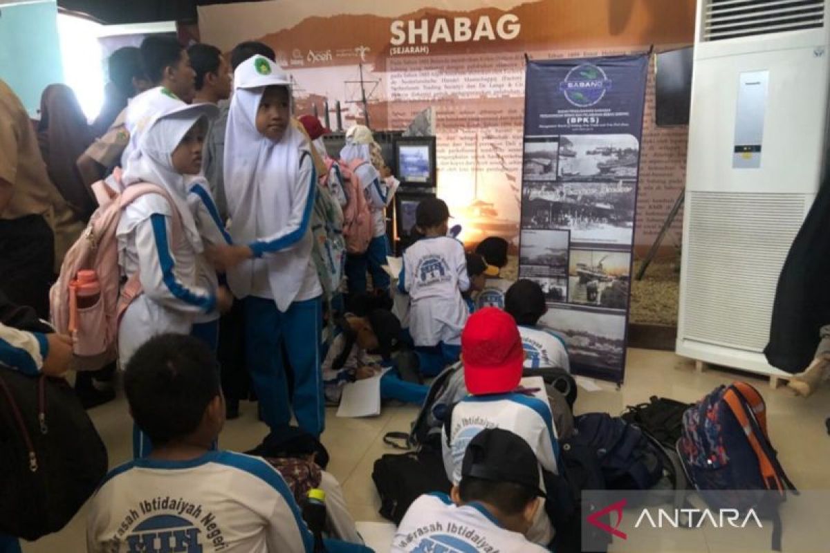 Madrasah Ibtidaiyah Negeri 1 Banda Aceh menyusuri sejarah Sabang di PKA 8