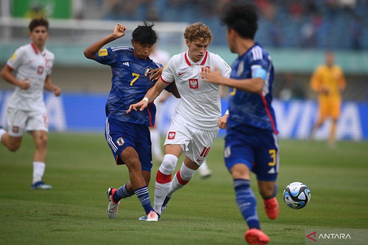 Jepang menang tipis 1-0 atas Polandia pada laga perdana