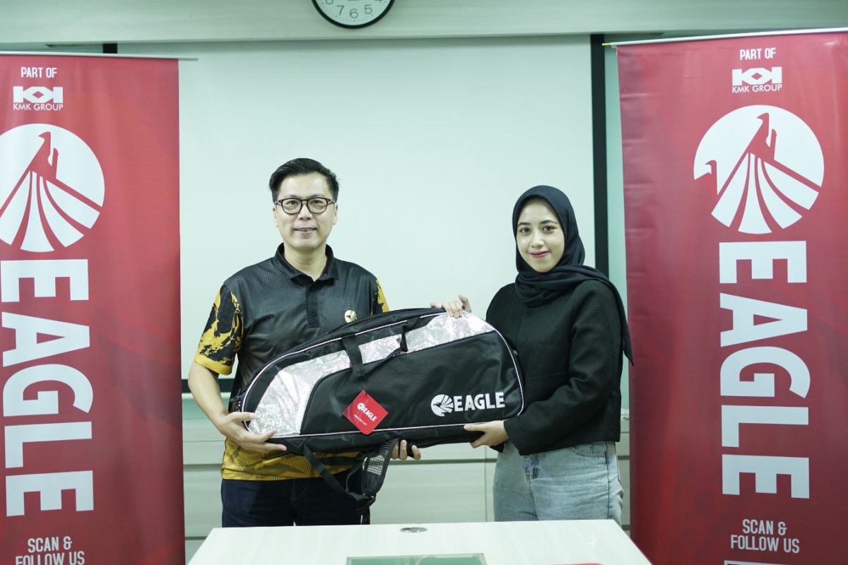 Eagle dukung penguatan atlet klub badminton Bogor
