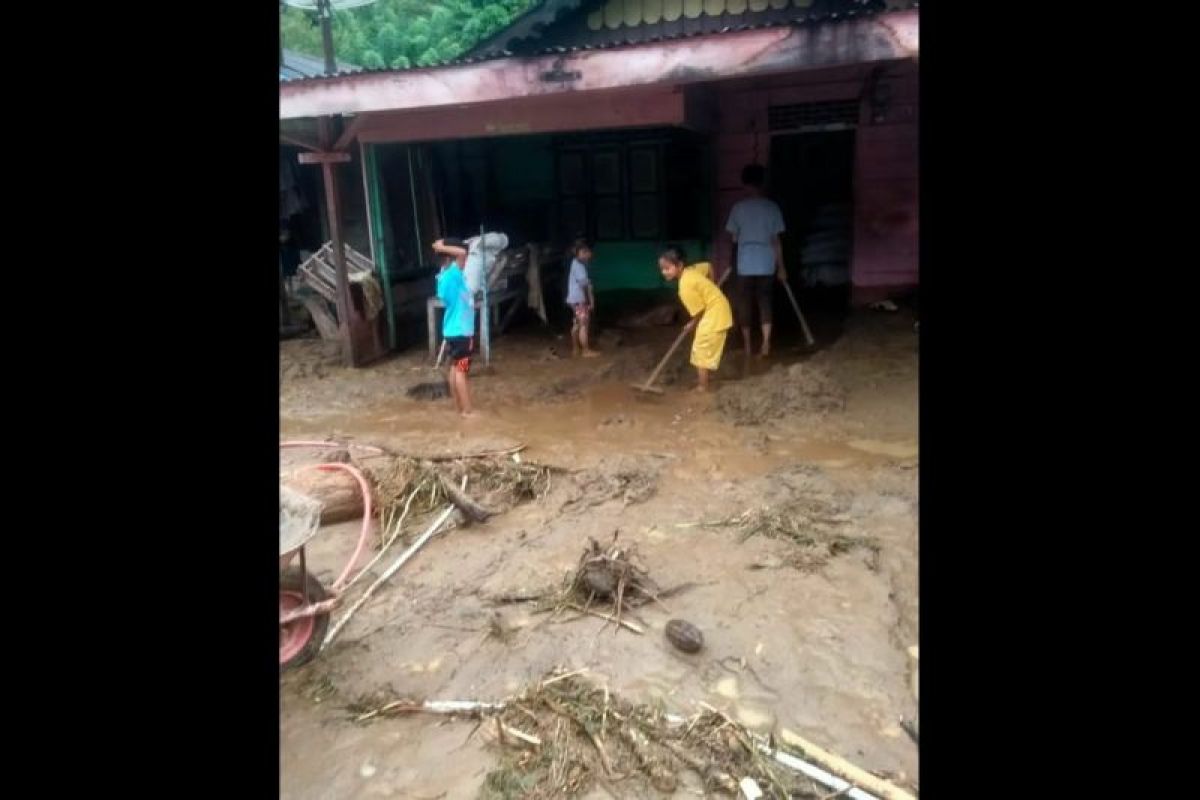 Hujan deras hulu Gunung Leuser sebabkan banjir lumpur Aceh Tenggara