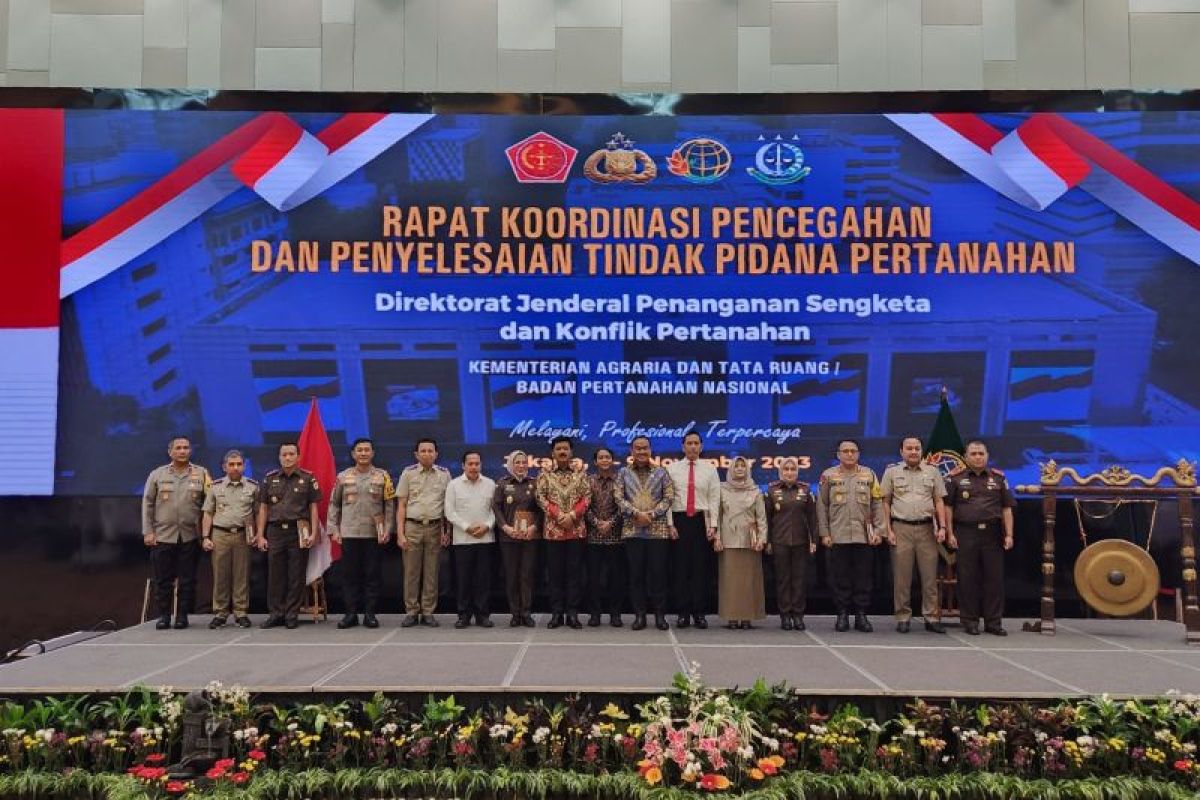 Polda Kepri dapat penghargaan penanganan konflik pertanahan