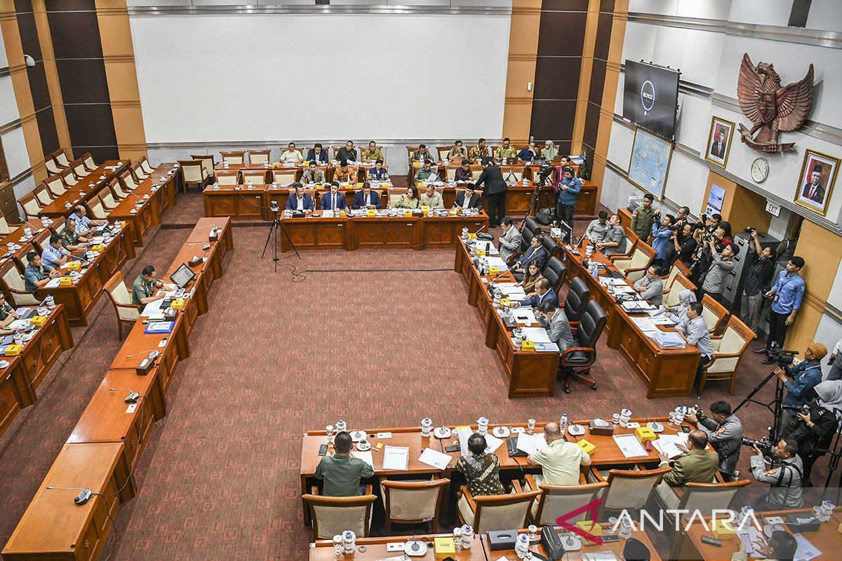 Ketua Komisi I buka RDPU visi misi calon Panglima TNI secara terbuka