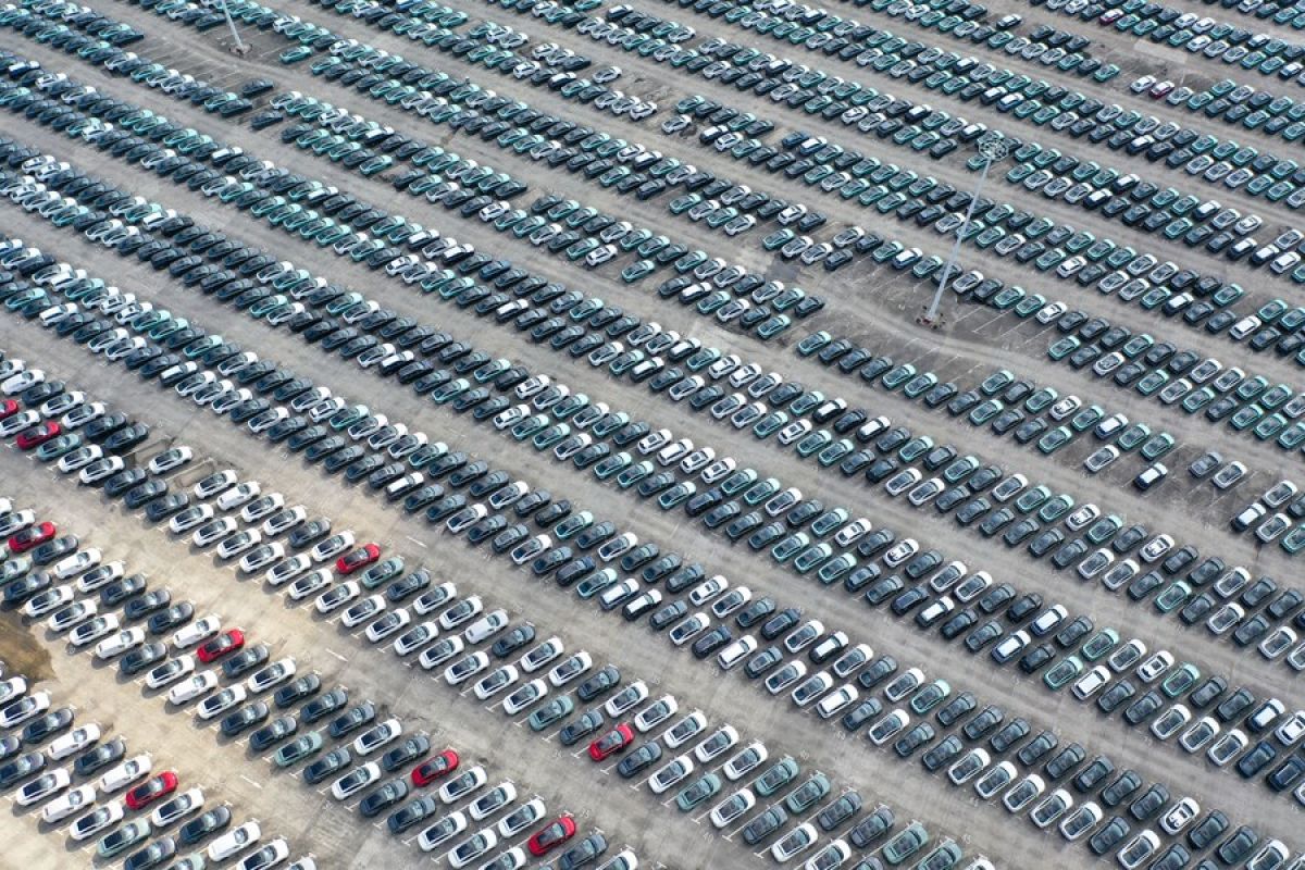 Ekspor mobil China naik 44,2 persen pada Oktober 2023