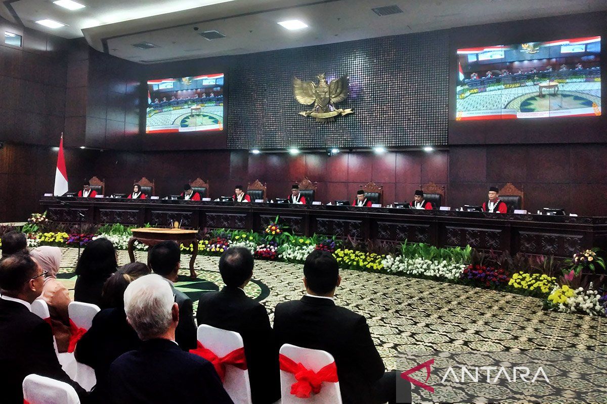 Anwar Usman tidak hadiri pelantikan Suhartoyo jadi Ketua MK
