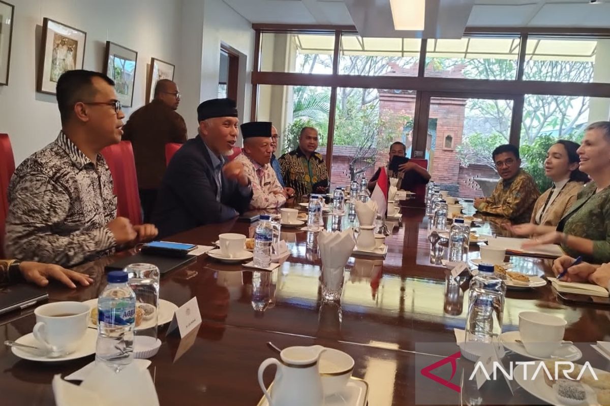 Gubernur Sumbar promosikan potensi pariwisata Mentawai ke Australia