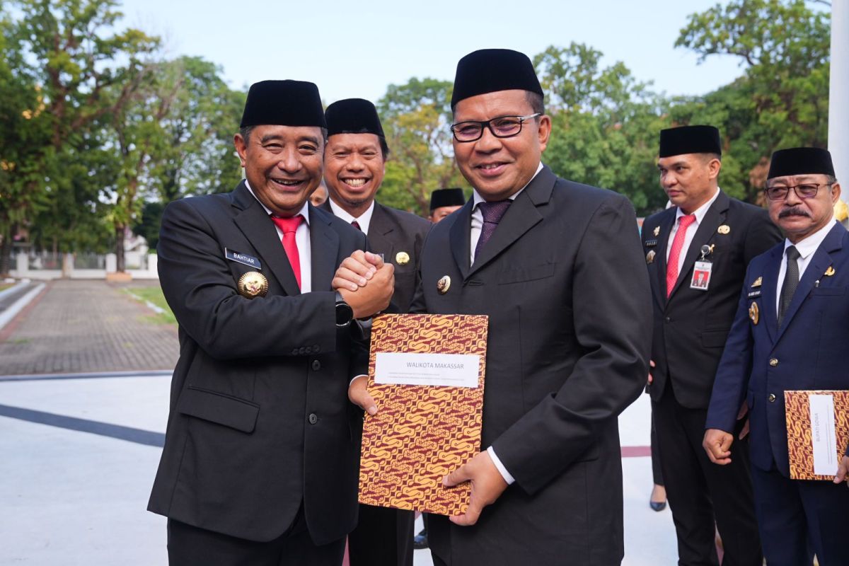 Pemkot Makassar meraih dua penghargaan di Hari Kesehatan Nasional ke-59