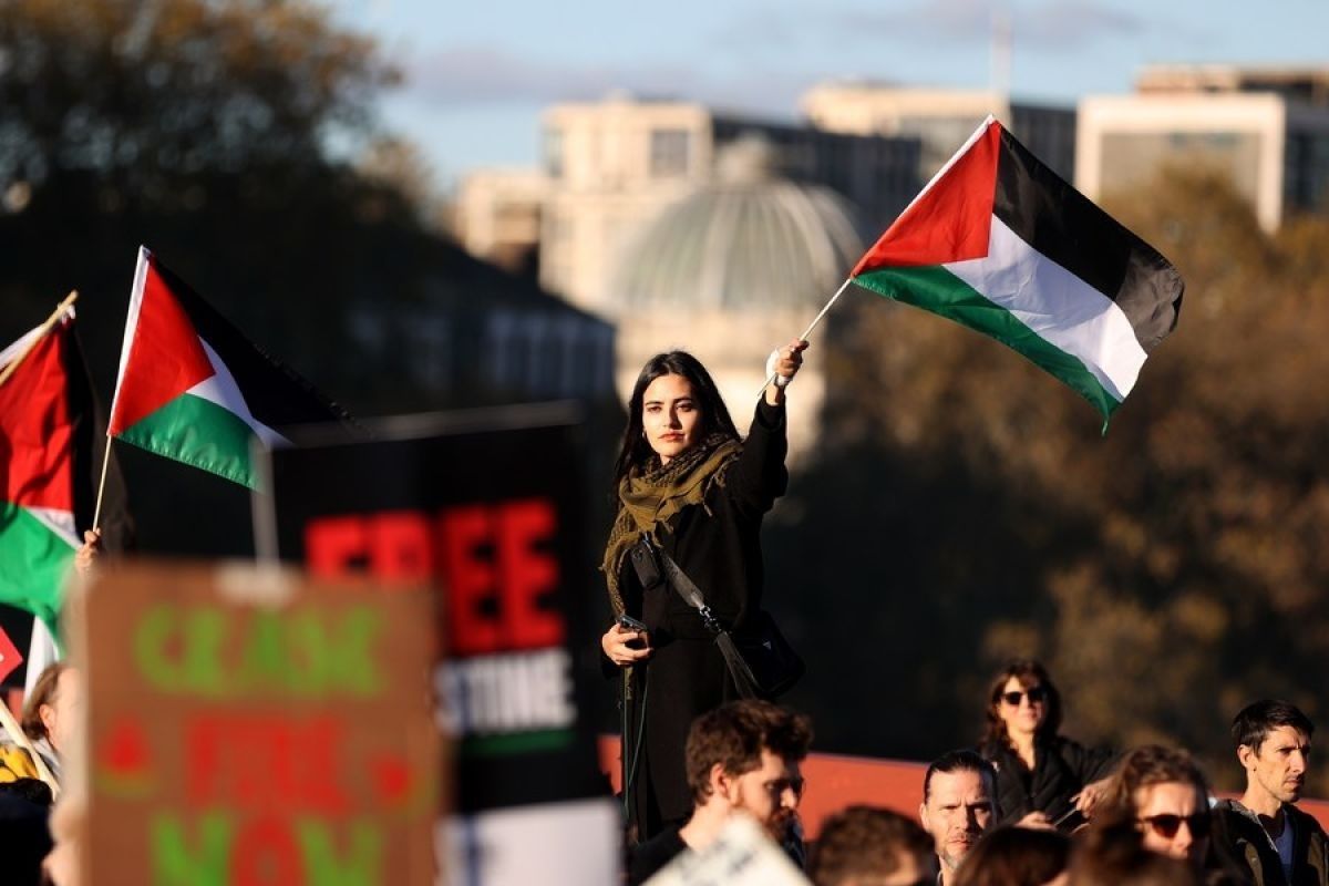 Ribuan warga Yaman berunjuk rasa dukung Gaza