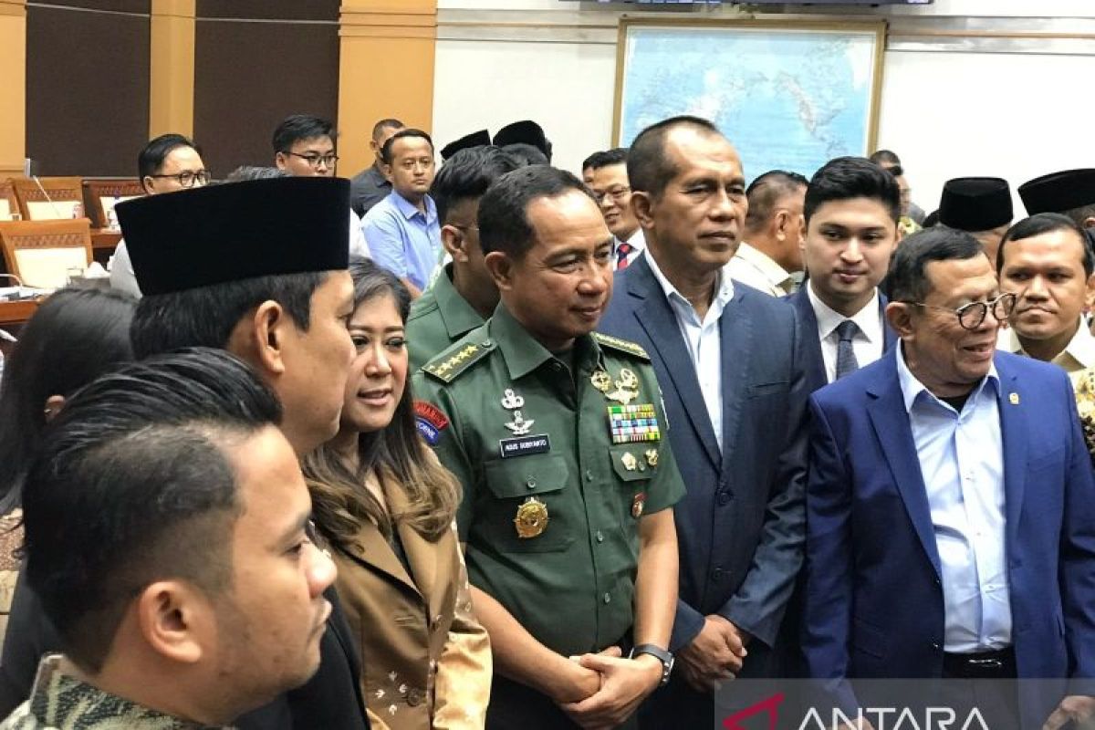 DPR sepakat bentuk Panja Netralitas TNI