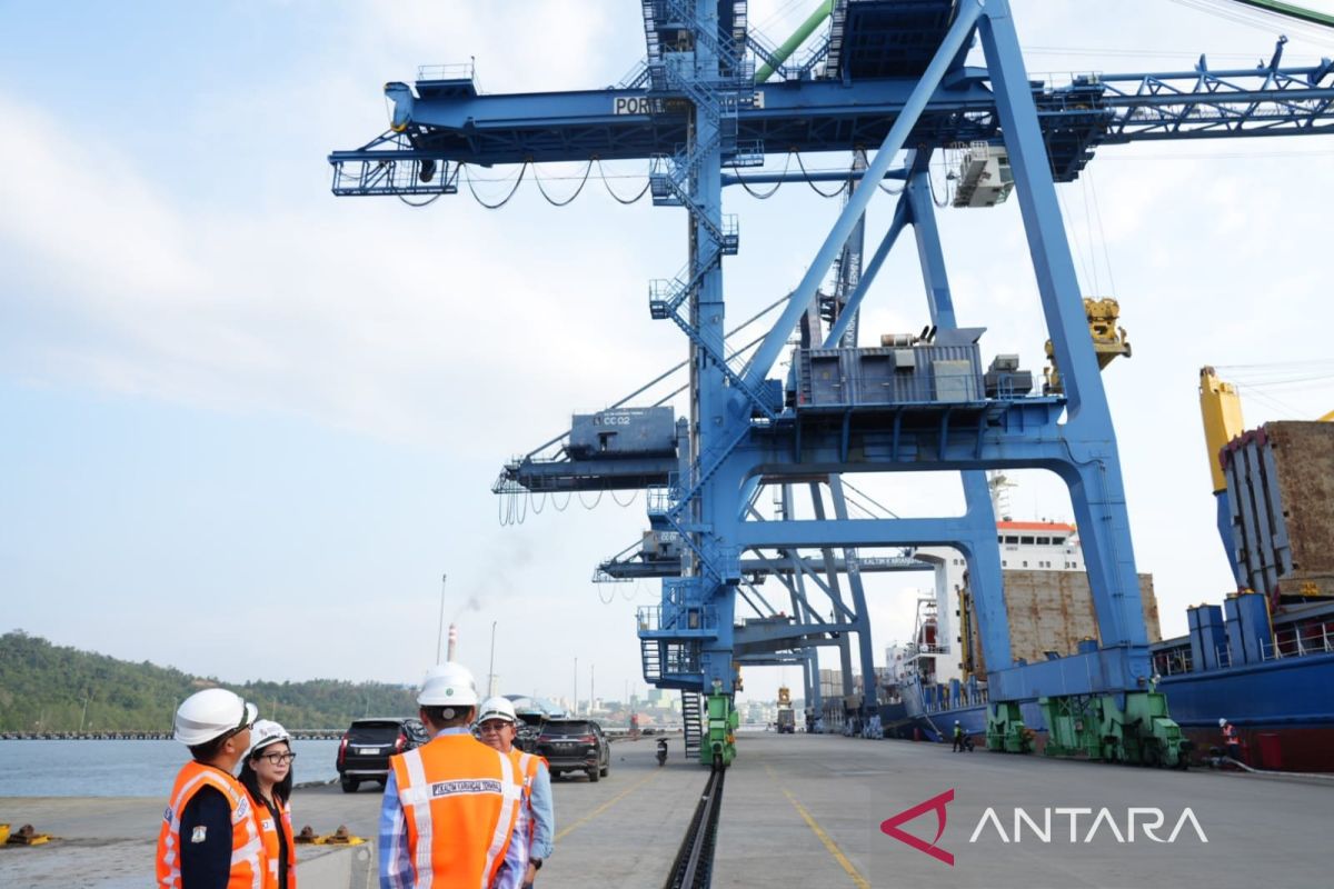 Kaltim tinjau ulang kerja sama pengelolaan terminal peti kemas Balikpapan