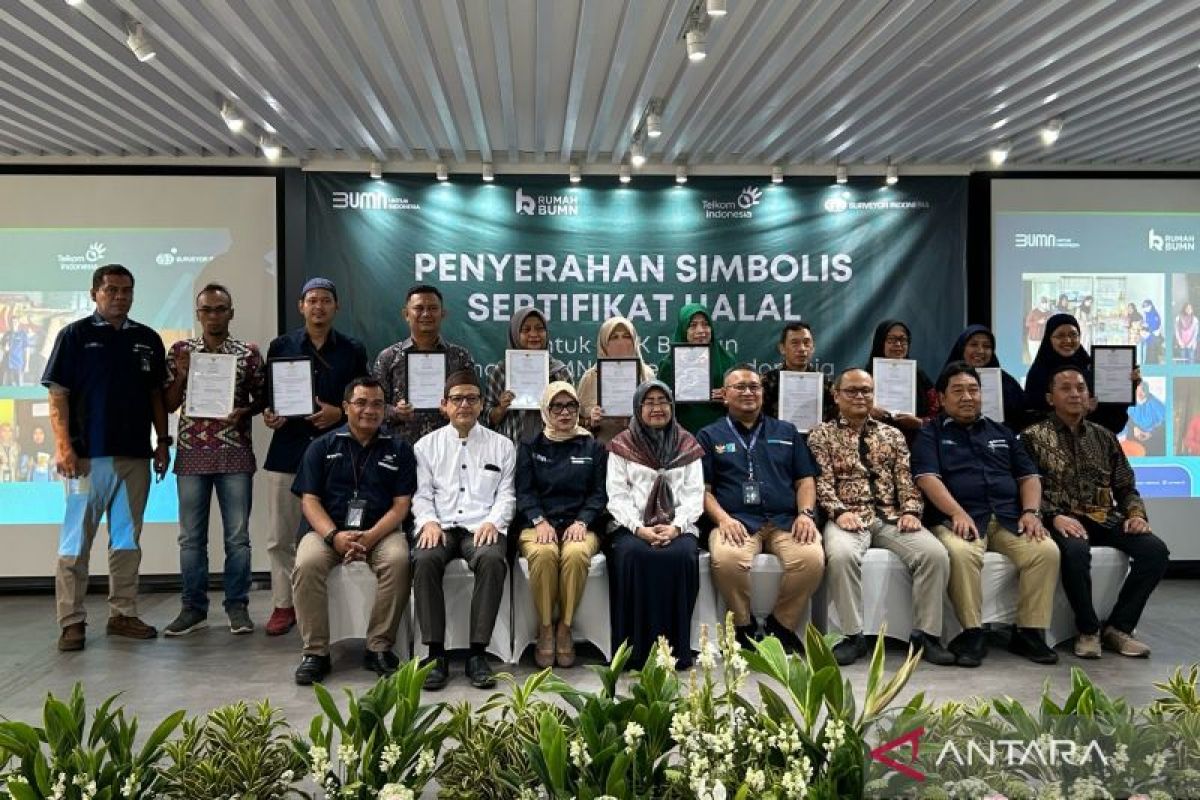Surveyor Indonesia dan Telkom serahkan sertifikat halal pada 248 UKM