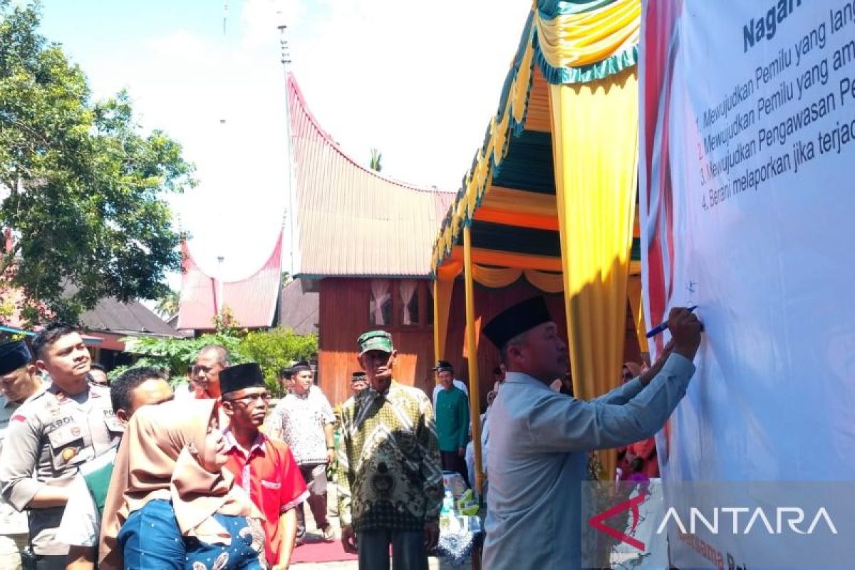 Bawaslu Solok Selatan Deklarasikan kampung pengawas partisipatif