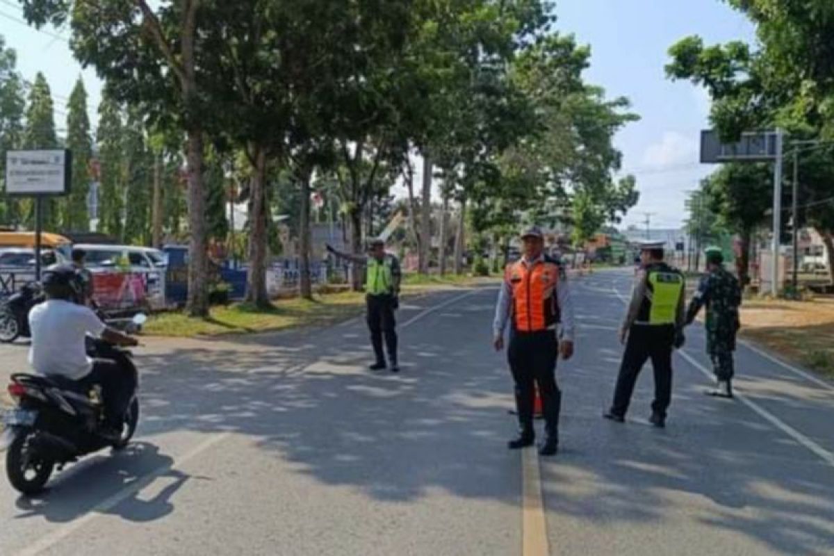 25 pelanggar lalu lintas dan enam mobil terjaring razia tim gabungan Pemkab Tala