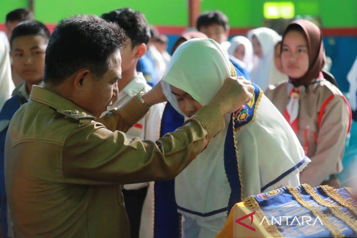 Pemkot Banjarmasin kukuhkan sepuluh pelajar SMP jadi duta Perda