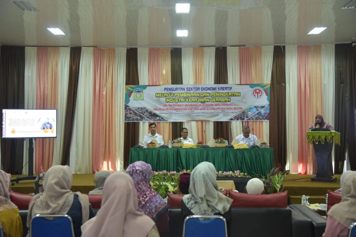 Dekranasda tingkatkan pembinaan industri kerajinan gerabah di Aceh Besar