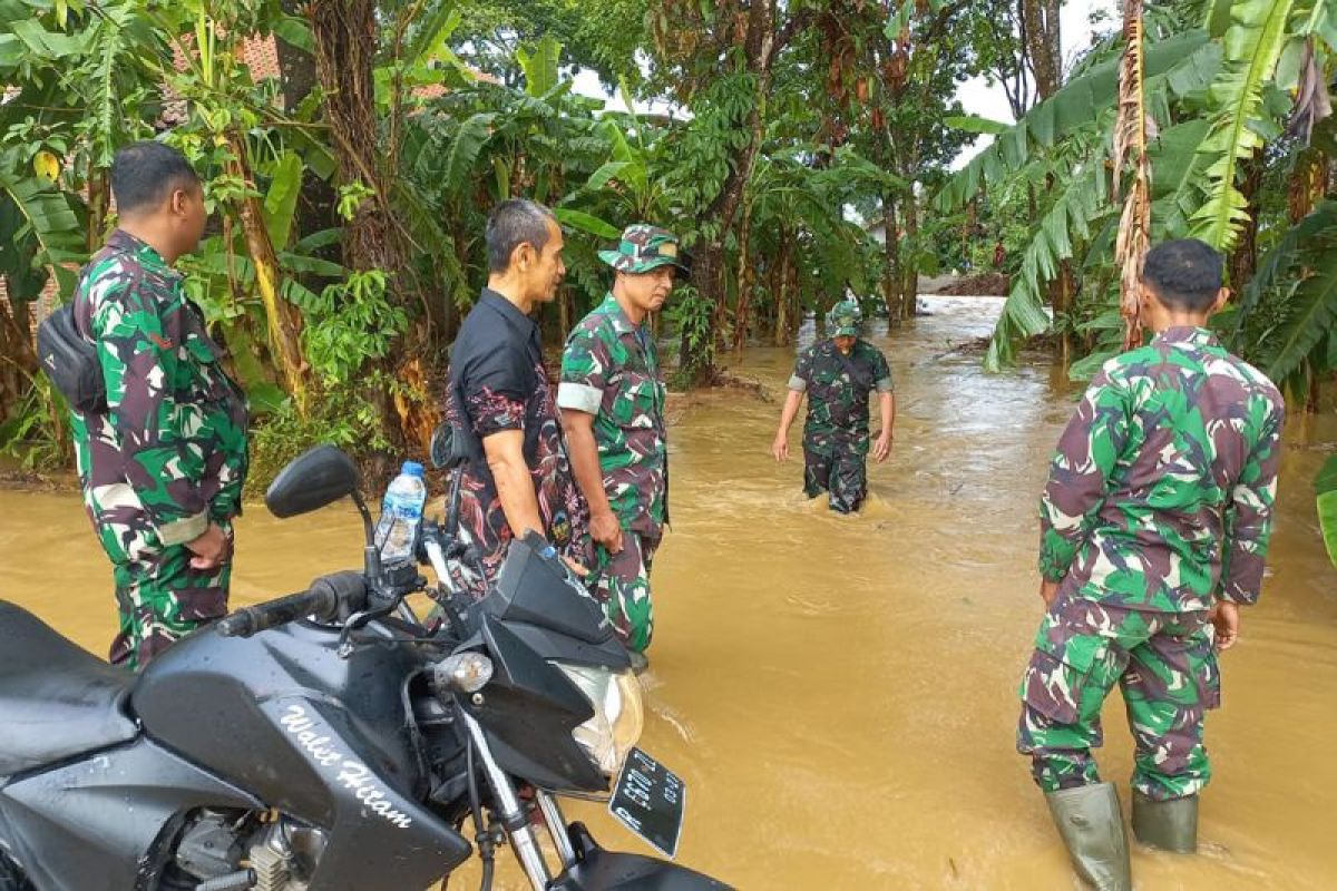 Banjir dan tanah longsor melanda bagian wilayah Banyumas