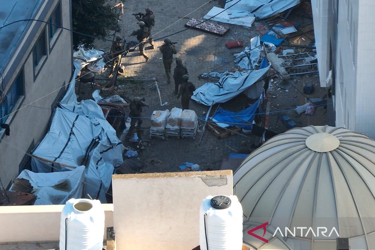 Tentara Israel luncurkan ledakan dari ruang bawah tanah RS Al-Shifa
