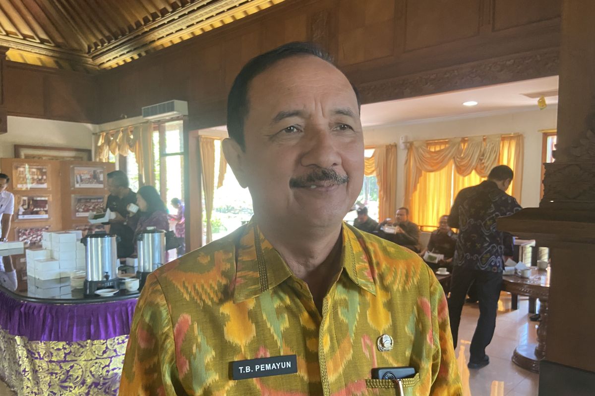Dispar Bali mengklarifikasi keluhan wisatawan soal tarif denda hotel