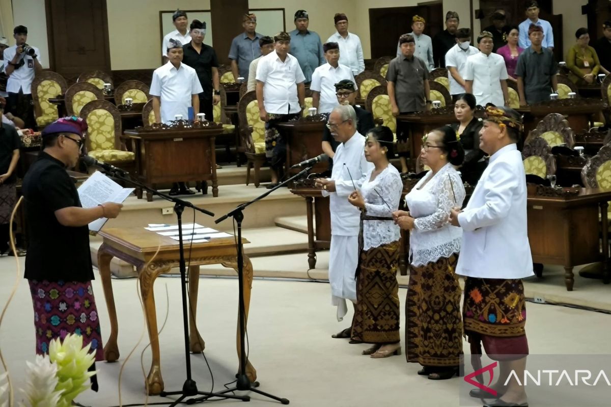 DPRD Bali sahkan Perda APBD 2024 dan Perda Pajak Daerah