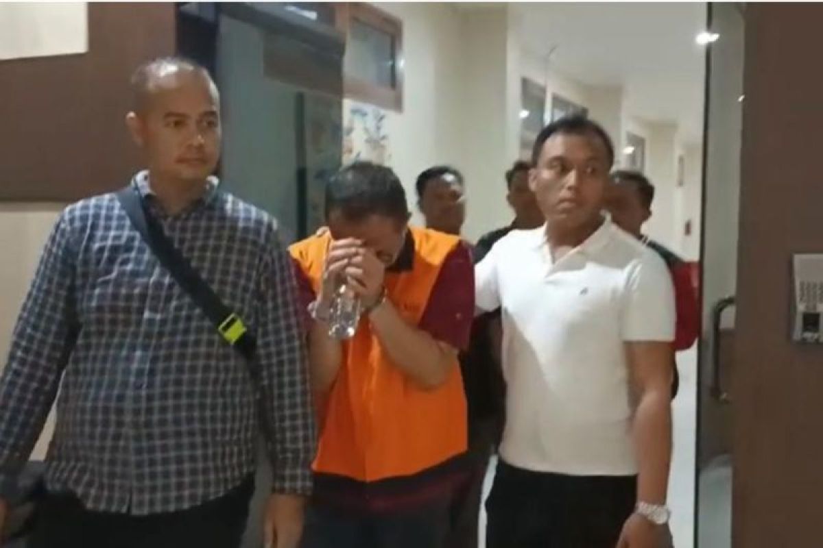 Pejabat Imigrasi Ngurah Rai jadi tersangka dugaan pungli FastTrack
