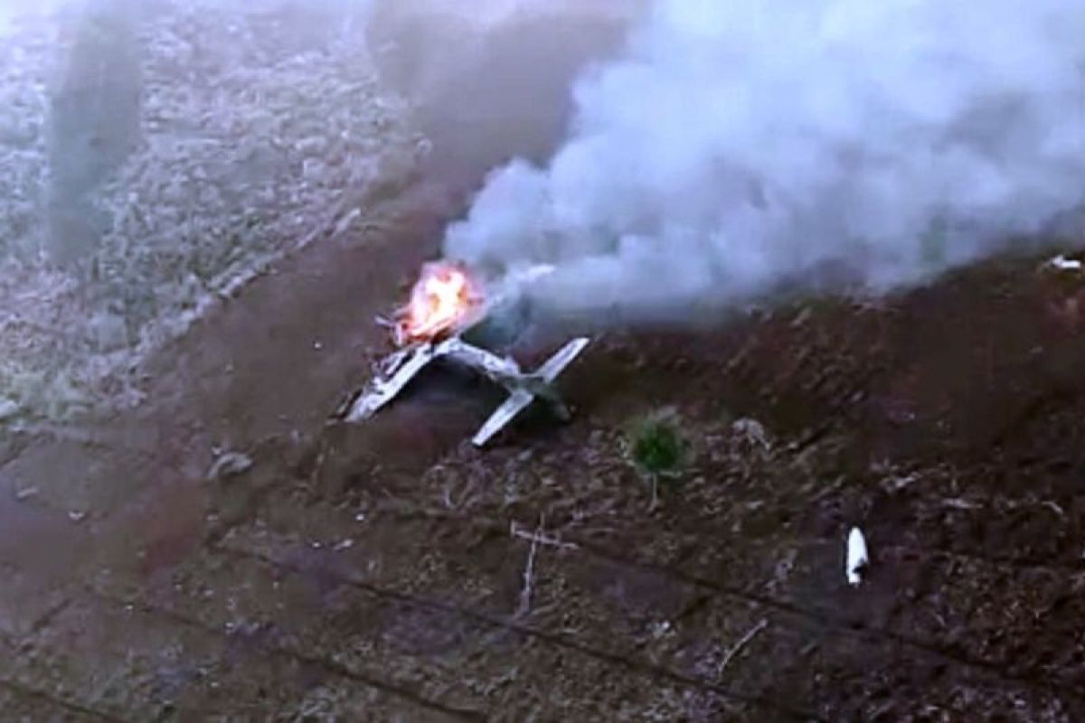 Tiga orang tewas dalam kecelakaan pesawat TNI AU, satu dalam pencarian