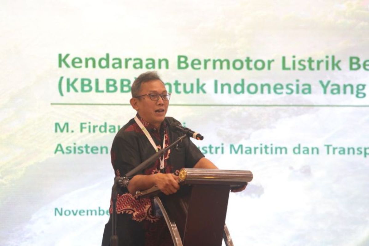 Kemenko Marves dorong percepatan peralihan kendaraan BBM ke listrik