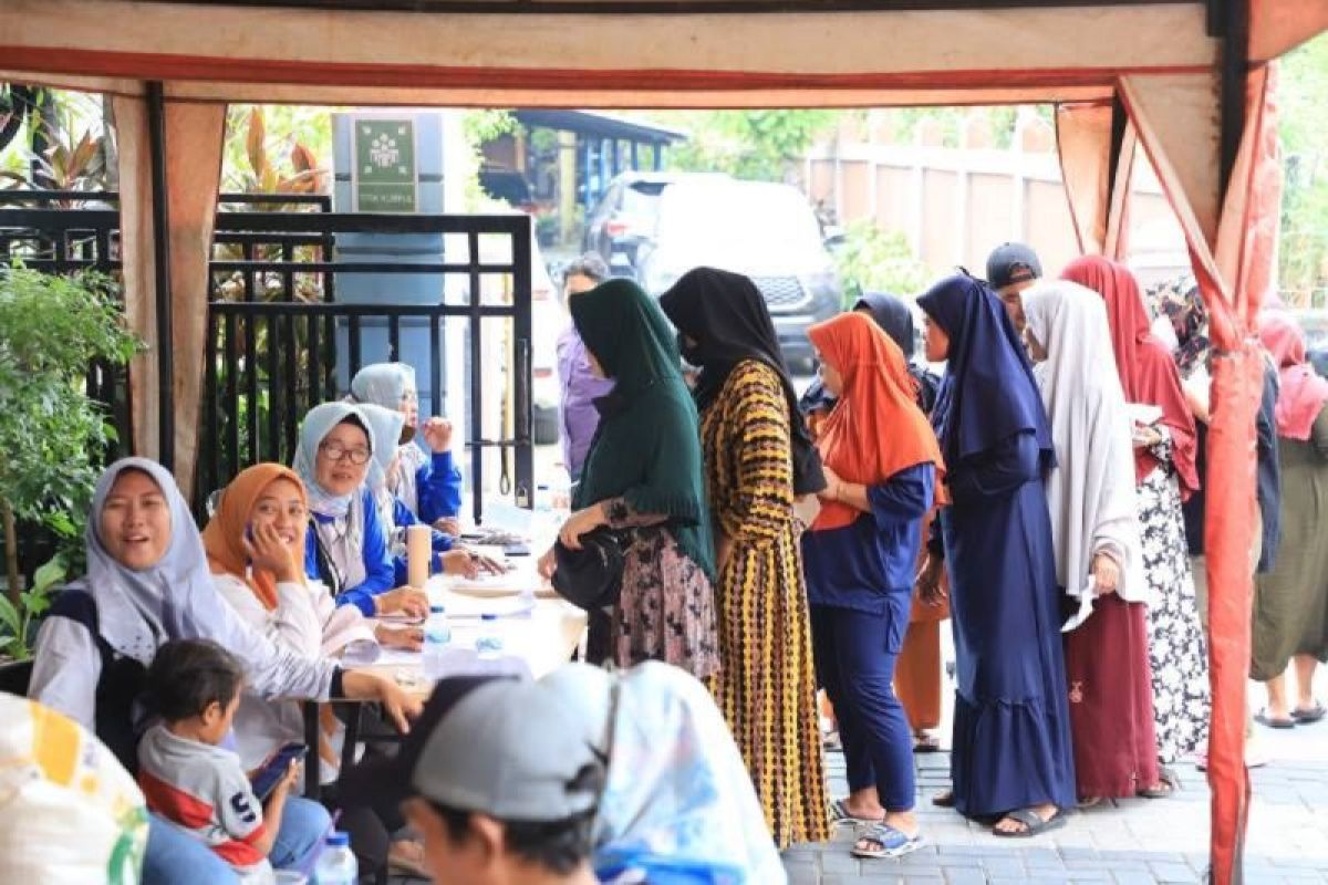 Pemkot Tangerang salurkan bantuan pangan ke 5.267 keluarga