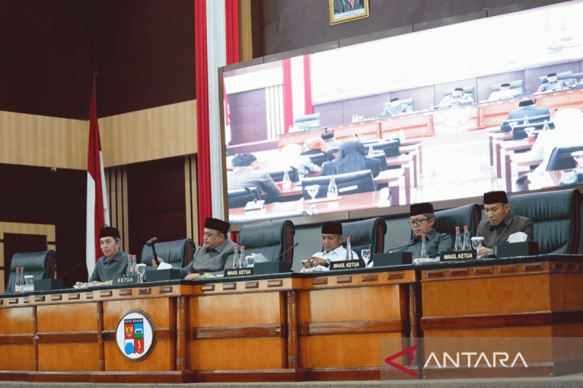 Tok! DPRD Kota Bogor sahkan dua perda baru