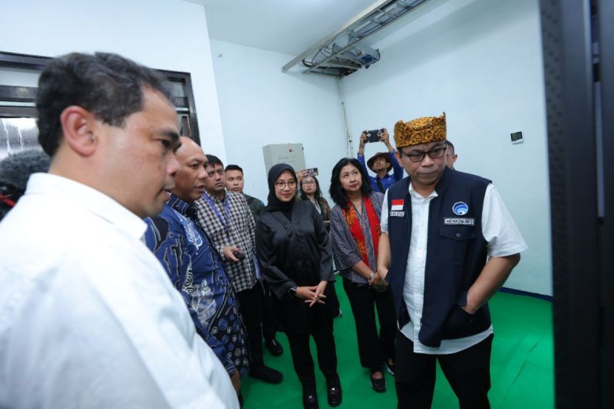 Menkominfo tinjau pelaksanaan Smart Kampung di Banyuwangi