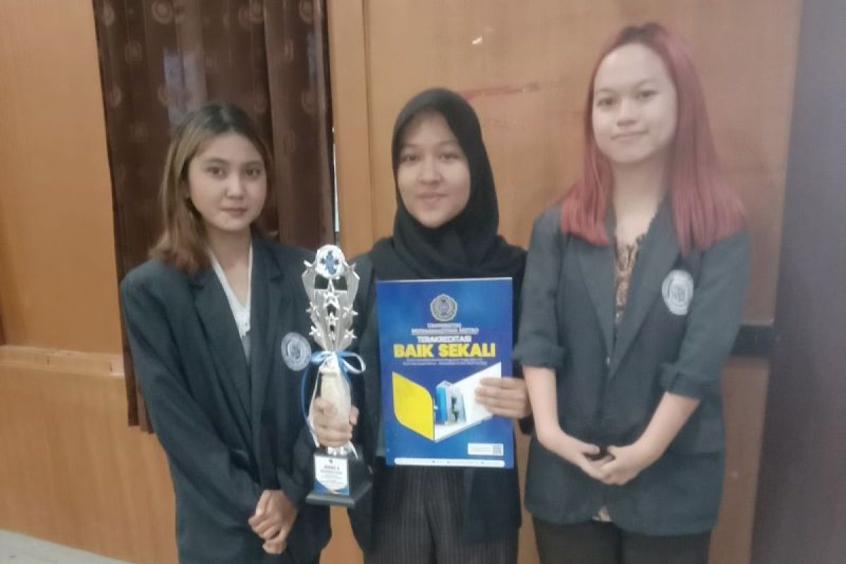 Tiga mahasiswi Darmajaya juara Business Plan Himamen Championship 2023