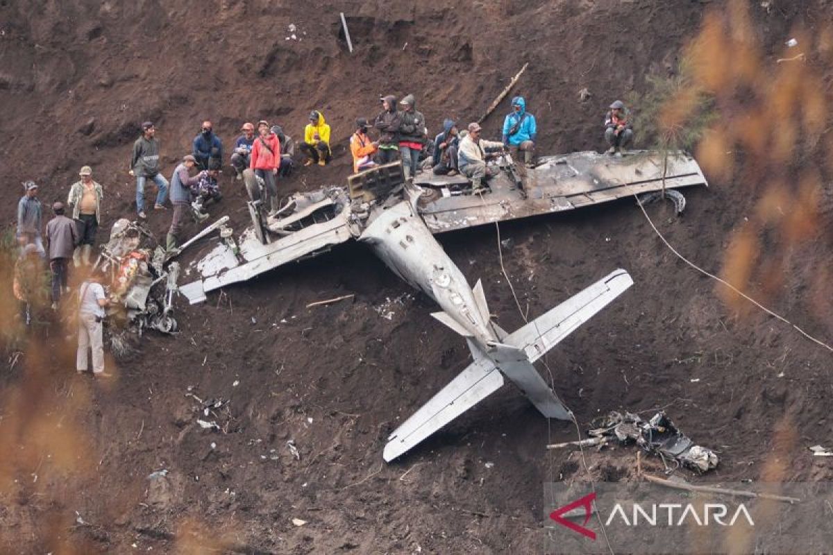 Evakuasi pesawat Super Tucano diharapkan tuntas sepekan
