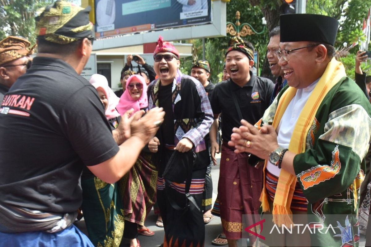 Pj Gubernur mengharapkan NTB menjadi sentral wastra tradisional Indonesia
