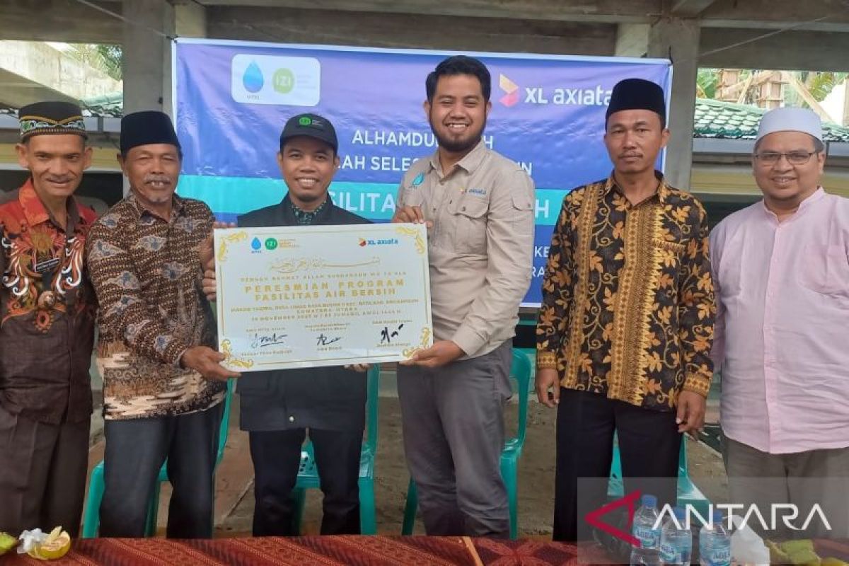 Bantu masyarakat di Sumatera Utara, karyawan XL Axiata bangun sarana air bersih