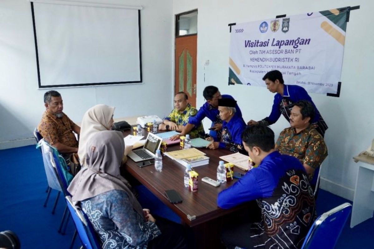 Kemendikbudristek tinjau pembangunan politeknik di Hulu Sungai Tengah