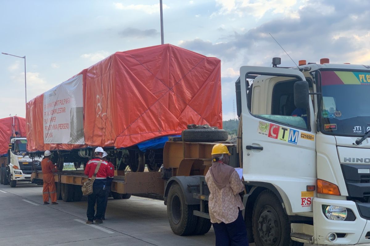 INKA kirimkan 17 "Pulp Wagon" pesanan PT Tanjungenim Lestari Lampung