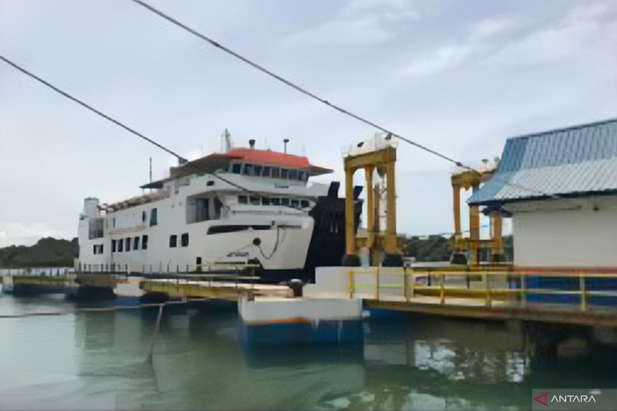 ASDP menyiapkan 49 kapal lintas Ketapang-Gilimanuk jelang natal