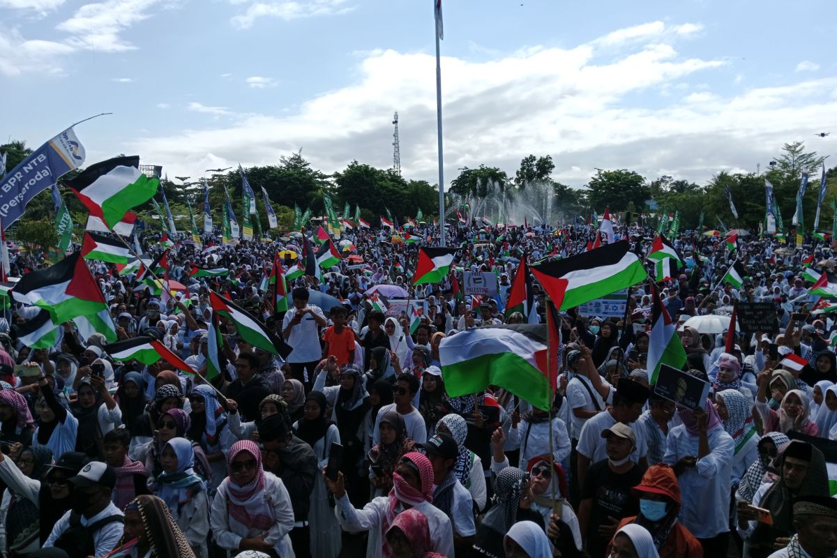 Donasi Palestina dari Lombok Tengah disalurkan melalui Baznas RI