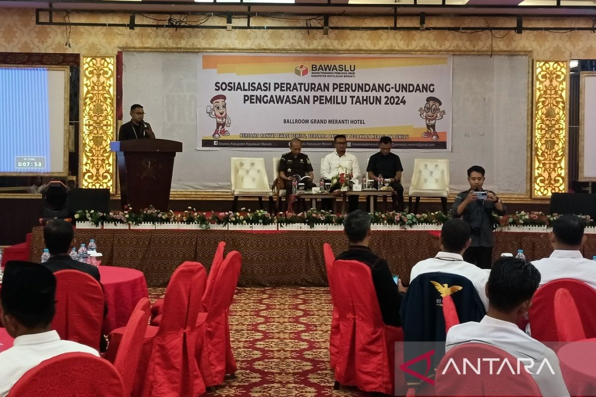 Sosialisasikan UU Pengawasan Pemilu, Bawaslu Meranti : jangan sampai parpol tersandung kasus