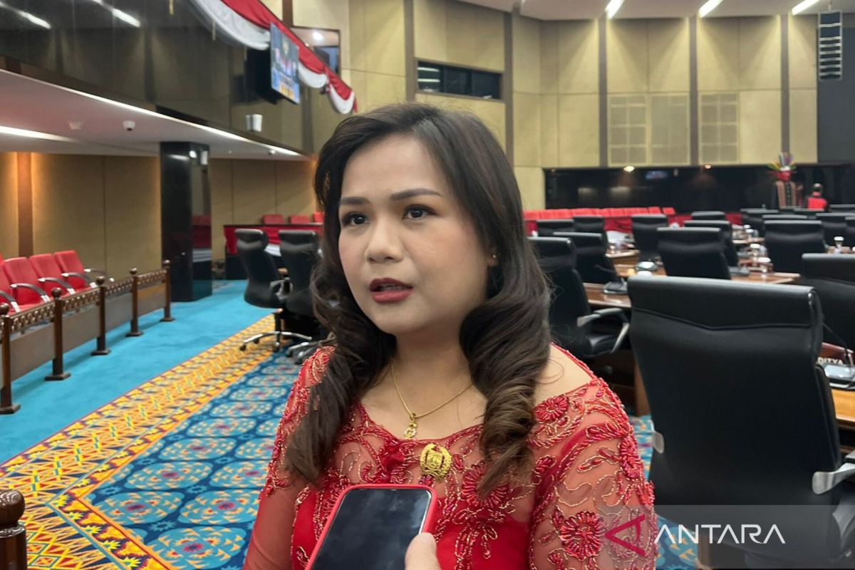 Shinta Yosefina resmi jadi anggota DPRD DKI