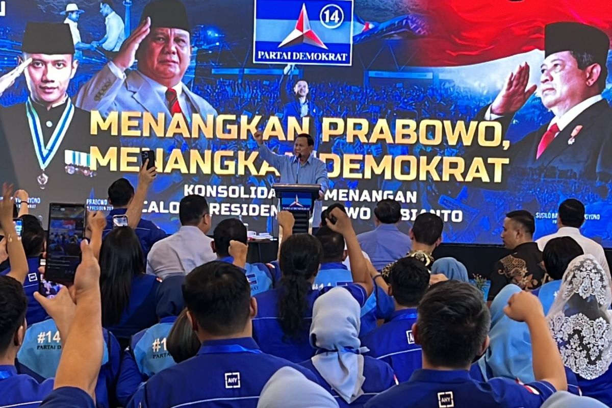 Prabowo semangati kader Demokrat di Kota Madiun