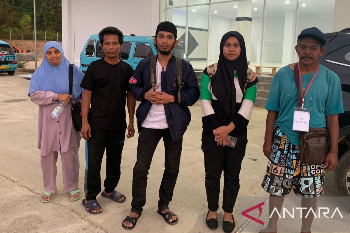 Lima PMI asal Sultra bermasalah dipulangkan ke Indonesia