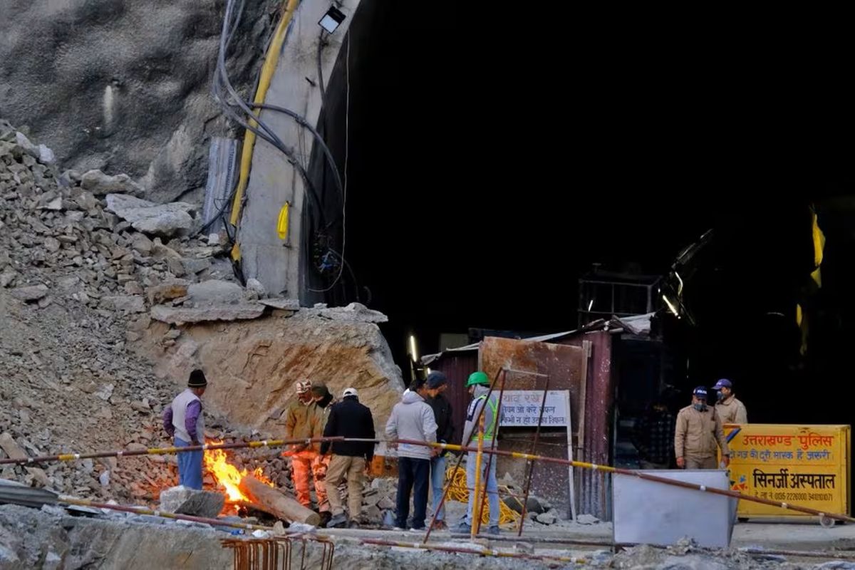 India masih berupaya selamatkan 41 pekerja di terowongan ambruk