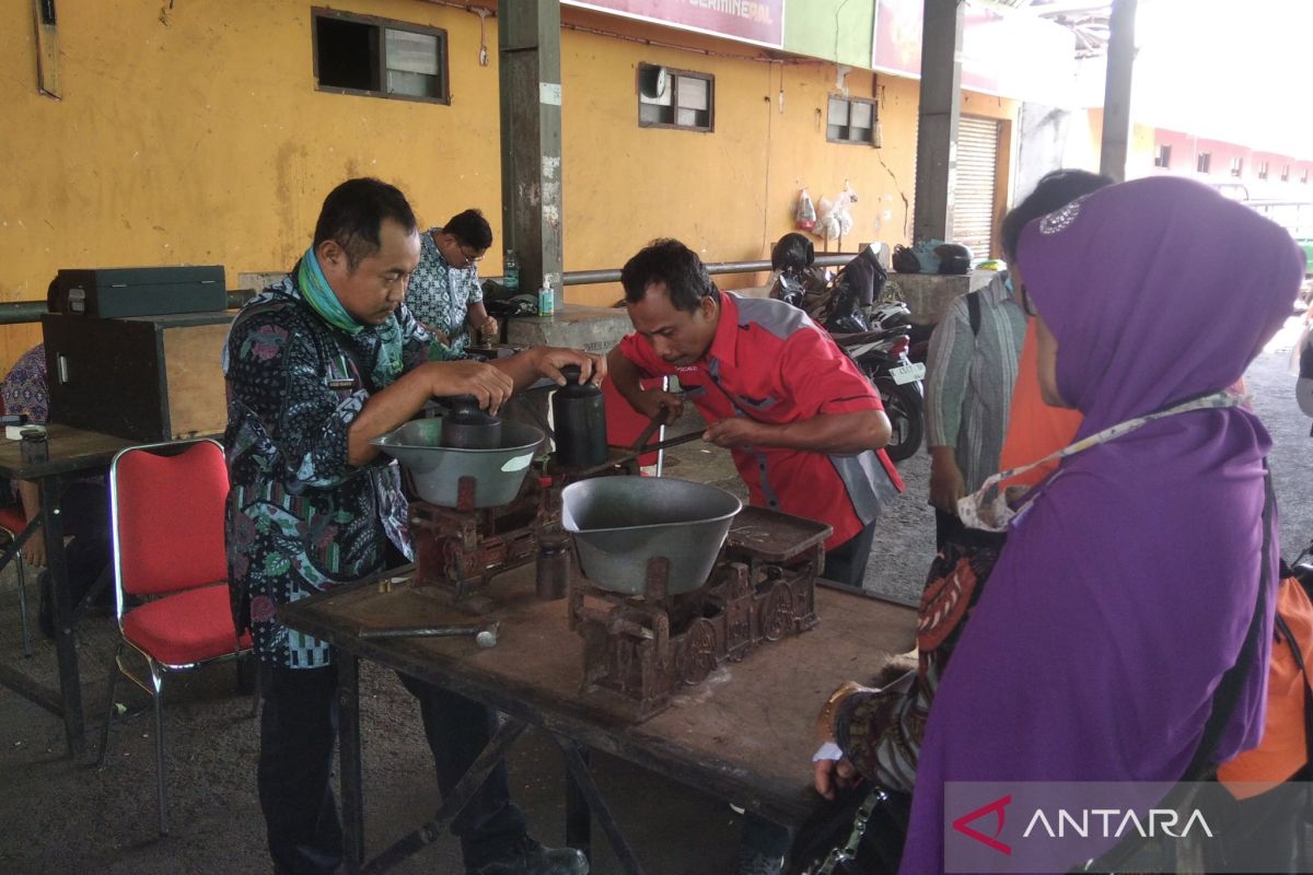 Penghapusan  retribusi tera timbangan bisa dongkrak kepatuhan pedagang