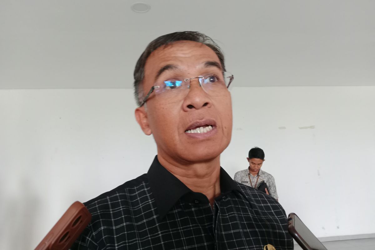 Pemkab Lombok Tengah mengevaluasi proyek Puskesmas Kopang dan Aik Mual